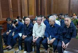 Chiêu trò “đào tạo” lái xe “học nhanh - thi nhanh”, giáo viên đánh dấu sẵn đáp án