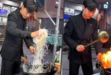 Bán cơm rang ở chợ kiếm 200 triệu mỗi tháng nhờ đẹp trai