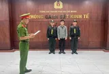 Công an TPHCM khởi tố chủ chuỗi cửa hàng sneaker nổi tiếng