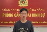 Ban ngày chuyên giả du khách, ban đêm leo rào vào trộm tiền công đức