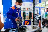 Giá xăng dầu tiếp tục giảm