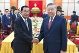 Đảng Cộng sản Việt Nam luôn dành ưu tiên hàng đầu cho quan hệ với Campuchia