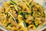 Tế bào ung thư "tự sát" khi gặp 1 gia vị cực quen thuộc: Là "kẻ thù" của 9 loại ung thư, vứt lăn lóc trong bếp Việt
