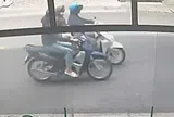 TPHCM: Cướp giật dây chuyền đem về đưa cho mẹ ruột bán