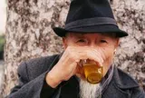 Lời khuyên cho những người hay uống 1 cốc nước ấm mỗi sáng