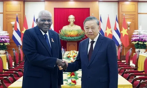 Việt Nam và Cuba cùng tăng tốc phát triển 1 lĩnh vực quan trọng: Toàn cầu bùng nổ đầu tư nghìn tỷ USD