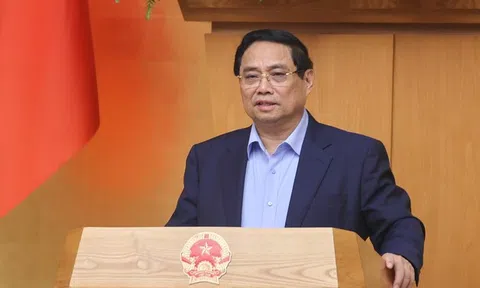 Thủ tướng: Thiên tai, bão lũ liên tiếp, ảnh hưởng nặng nề đến người dân