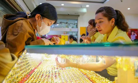 Vẫn băn khoăn với thuế giao dịch vàng miếng