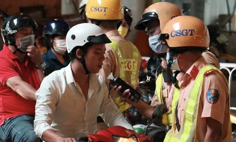 CSGT toàn quốc kiểm tra nồng độ cồn từ 10 giờ sáng mùng 1 Tết Bính Ngọ "không ngại kiêng ngày Tết"