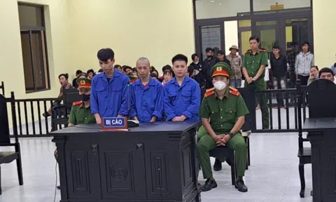 Nam thanh niên ở Cà Mau bị chém khi nghe điện thoại