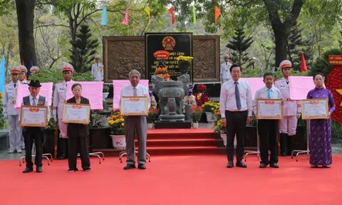 Trao bằng "Tổ quốc ghi công" 49 liệt sĩ Biệt động Sài Gòn - Gia Định