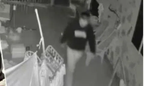 Con rể vén mùng đâm chết cha vợ lúc nửa đêm