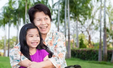 Cha mẹ bước vào tuổi "xế chiều", có 5 câu tuyệt đối đừng nói trước mặt con cái - ai nói rồi cũng dễ hối hận!