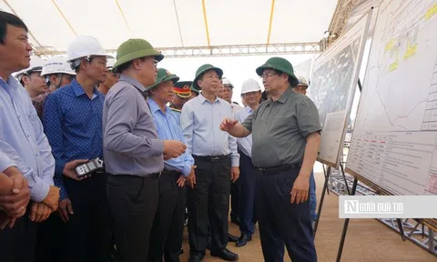 Thủ tướng Phạm Minh Chính: Khai thác hiệu quả cao tốc nối Quảng Ngãi- Gia Lai, quy hoạch không gian phát triển mới
