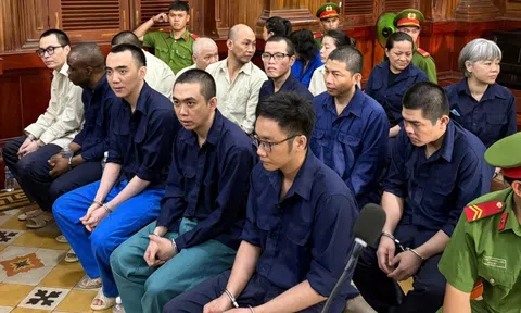 Xét xử vụ án xuyên quốc gia: Phơi bày mạng lưới "ngân hàng ngầm" ở TPHCM