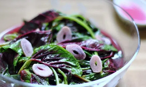 Loại rau là “mỏ sắt” của mâm cơm Việt, bổ máu hơn thịt bò