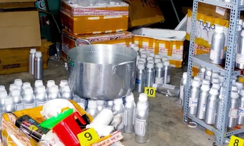 Công an Đồng Nai tìm bị hại liên quan đường dây nước hoa giả 50 tỉ đồng