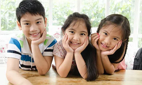 Nghiên cứu: 1 DẤU HIỆU từ khi trẻ lên 5 tuổi cho thấy về sau trẻ giàu có hay hay rơi vào cảnh túng thiếu