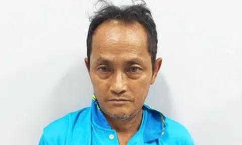 Bắt tạm giam bảo vệ trường tiểu học 4 lần hiếp dâm nữ sinh