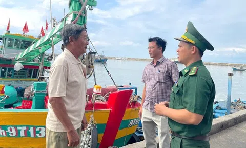 Từ đảo xa Phú Quý đến cảng cá Phan Thiết, ngư dân hướng về ngày bầu cử