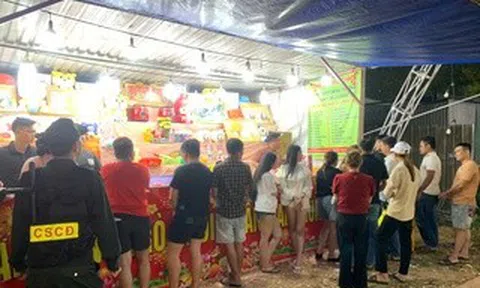 Dàn cảnh trúng thưởng iPhone để lừa đảo, 21 bị can bị khởi tố