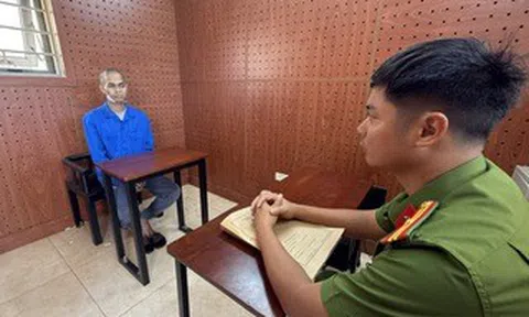 "Yêu" cháu gái 14 tuổi, nam thanh niên bị bắt tạm giam