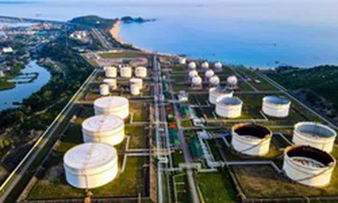 Công ty lọc hóa dầu 3 tỷ USD của Việt Nam công bố không còn đủ điều kiện công ty đại chúng, đối mặt nguy cơ “rời sàn”