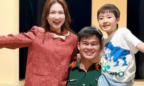 Hòa Minzy khoe clip gia đình Đại úy Thăng Văn Cương sang nhà 'thưa chuyện'