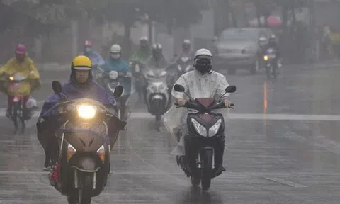 Không khí lạnh liên tiếp tràn về miền Bắc, nền nhiệt giảm, mưa dông kèm lốc sét diện rộng