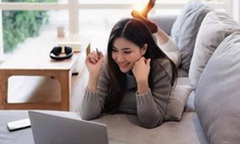 Càng nằm nhiều càng giàu? Lý giải của chuyên gia phong thuỷ khiến hội “người lười” được minh oan