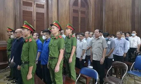 Vụ án khu đất Bến Vân Đồn (TPHCM): Những "giao dịch bí mật"