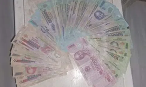 Phát hiện 94 tờ tiền có mệnh giá từ 50.000 - 500.000 đồng  trên chuyến tàu Đà Nẵng - TP.HCM