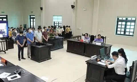 35 bị cáo đưa, nhận hối lộ trong cung cấp thực phẩm cho các trường mầm non