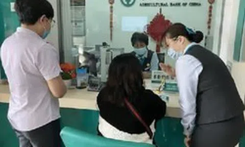 Sao kê tài khoản ngân hàng của 1 người phụ nữ, công an phát hiện hơn 1,1 tỷ đồng liên quan đến đường dây lừa đảo