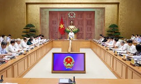 Ba Bộ trưởng được Thủ tướng Lê Minh Hưng biểu dương