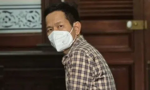 Tiết lộ tin điều tra của công an, cựu giám đốc ngân hàng ở TPHCM lãnh án tù