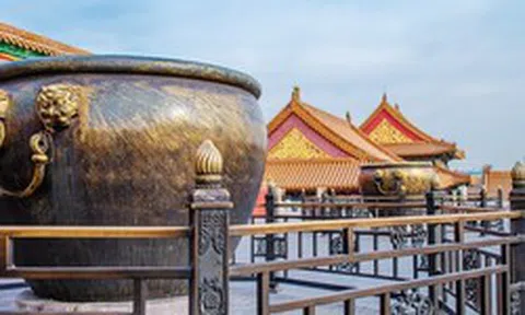 Bí ẩn gây sốc: Hàng trăm chum nước "khổng lồ" ở Tử Cấm Thành không bao giờ đóng băng, vì sao?