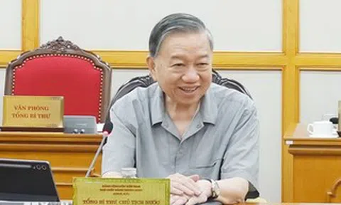 Hoàn thiện thể chế vượt trội, tạo động lực mới 
để TPHCM phát triển nhanh, bền vững