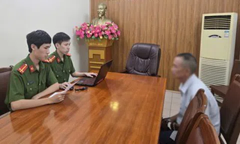 Người đàn ông 60 tuổi giở trò đồi bại với bé gái 6 tuổi