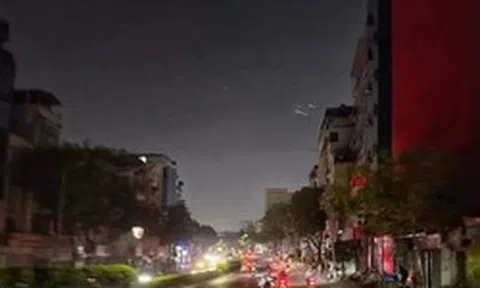 EVN Hà Nội nói gì về việc một số khu vực mất điện giữa đêm?