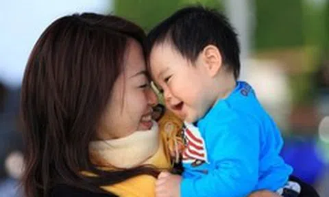 Chỉ cần nhìn vào 4 biểu hiện này là biết con có yêu thương bố mẹ hay không!