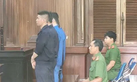 TPHCM: Ma túy núp bóng thực phẩm sấy khô, máy sấy tóc