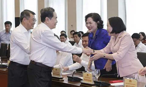 Báo chí cần giữ vững chủ quyền thông tin trên không gian mạng