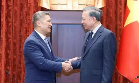 Tổng Bí thư, Chủ tịch nước Tô Lâm tiếp Quyền Bộ trưởng Hải quân Mỹ Hùng Cao