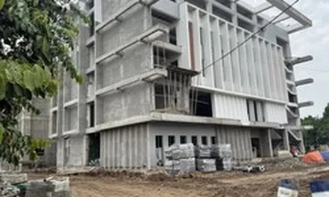 CHÚ Ý: Rất nhiều phụ huynh Hà Nội đang nhầm lẫn về thông tin tuyển sinh lớp 10 của 2 trường THPT trùng tên!
