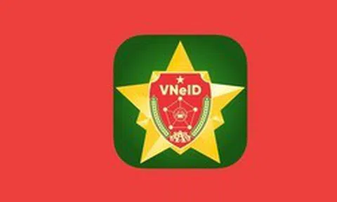 Người dân kiểm tra ngay VNeID trước 20/8