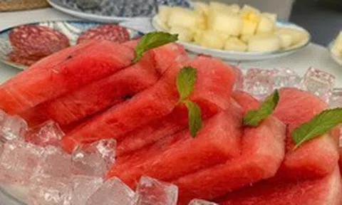 Vì sao ngày càng nhiều gia đình không còn ăn trái cây sau bữa cơm?