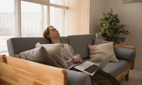 Điều gì xảy ra nếu bạn thường xuyên ngủ trưa sau bữa ăn?