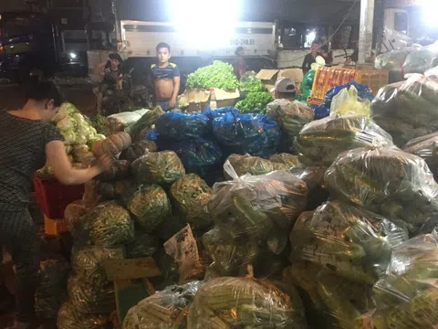 Giá hành lá 110.000 đồng/kg, làm sao hạ nhiệt?