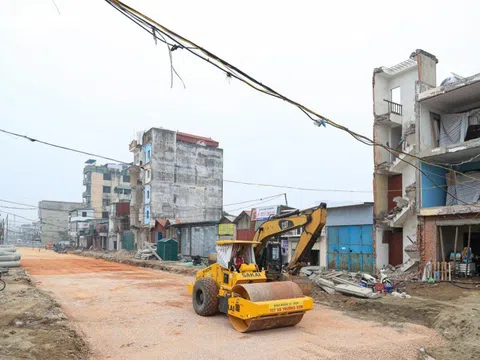 Hà Nội gấp rút giải phóng mặt bằng, đẩy nhanh thi công tuyến đường Tam Trinh